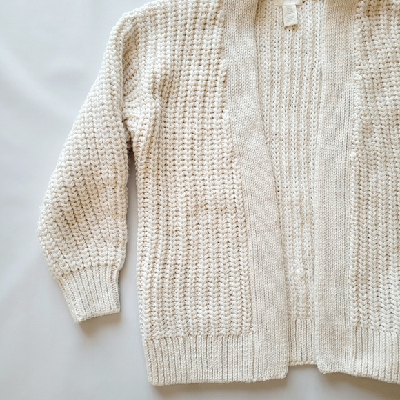 H&M Ribbed Knit Sweater - Size XS - Picture 3 of 10